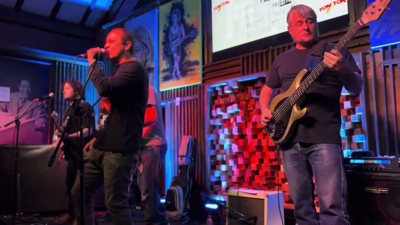 Banda Tributo - O Produto é Você 