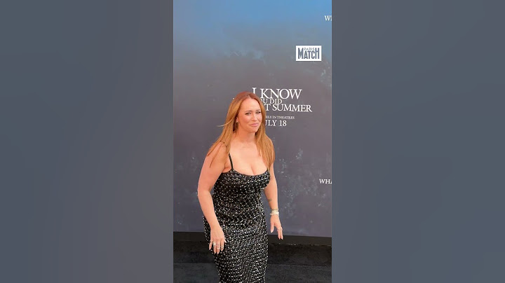 Jennifer Love Hewitt, star de Ghost Whisperer, à la première de "I Know What You Did Last Summer" !