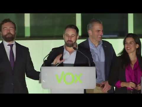 Elecciones 10-N: Abascal celebra el resultado de Vox al grito de "¡Presidente, presidente!"