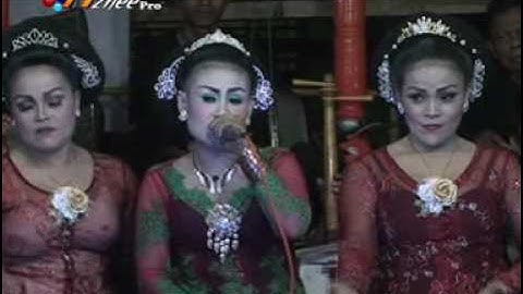 PEUYEUM BANDUNG JAIPONGAN LAYUNG GROUP SUBANG