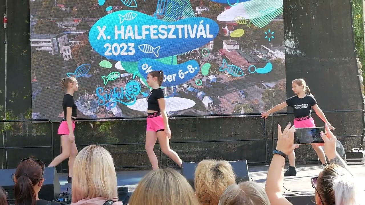 Harmony Dance -mazsorett és show tánc 4 -2023 Siófok –Halfesztivál