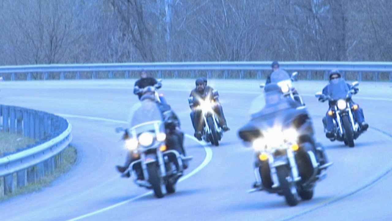LUV2TV "22nd ANNUAL BRANSON MOTORCYCLE TOY RUN" YouTube