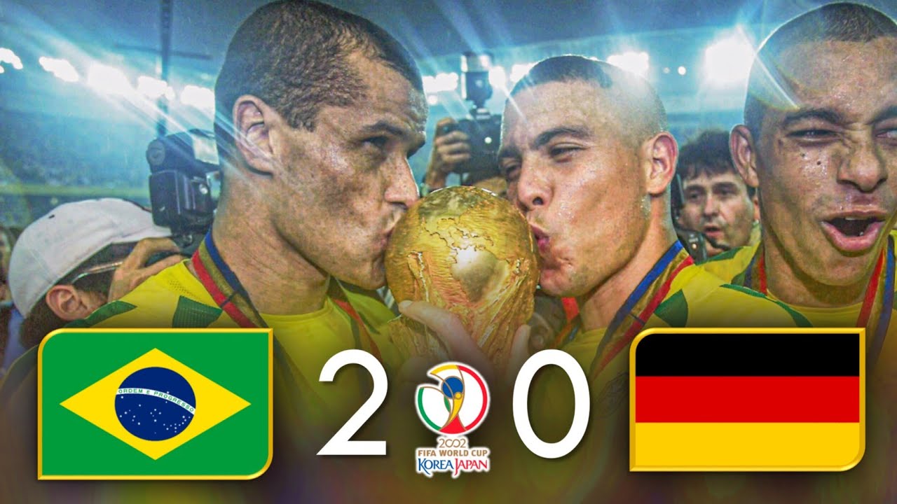 ДЕНЬ, КОГДА ФЕНОМЕН РОНАЛДУ УНИЖИЛ ОЛИВЕРА КАНА И ВЫИГРАЛ ПЯТЫЙ ЧЕМПИОНАТ МИРА ДЛЯ БРАЗИЛИИ