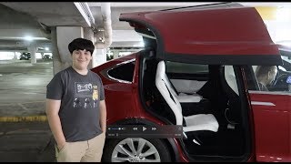 Day 728 Tesla Ruby Enjoys Another Shopping Diversion