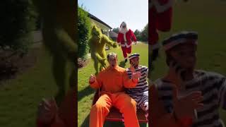 Papá Noel Me Salva Del Grinch