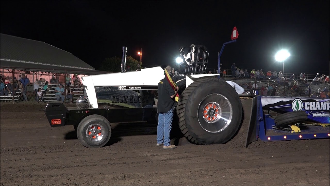 Hot Farm pulling tractors in Nordheim Texas YouTube