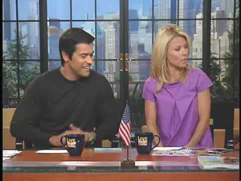 Kelly Ripa & Mark Consuelos talks about their Vaca...