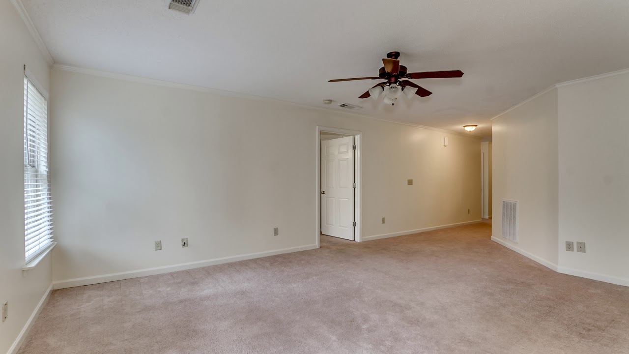 Homes for Sale in Tuscaloosa, 125060, 7375 Huntland Drive, Debbie Puckett, Hamner Real Estate