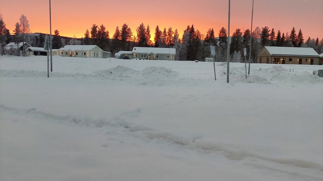 Höjdpunkt 10:29 – 15:29 från Fatima Taktak