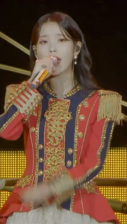 IU Magic Scene 'eight'  Live Clip (2022 IU The Golden Hour Concert)