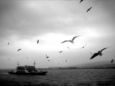 Hümeyra Tutsana Ellerimi Nostaljik Martılar 