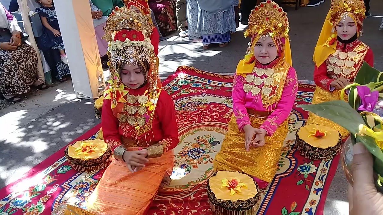 Tari Tradisional Aceh Tarian Ranup Lampuan by sanggar syahira(170320) sebelum pandemi