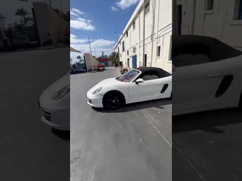 بفضل الله خروج بورش بوكستر 2015