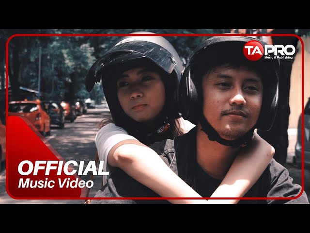 XXDITTO - Cinta Bukan Harta (Official Music Video) class=