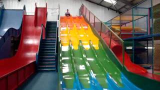 James on the bumpy slide screenshot 4