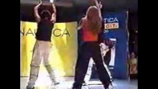 Willa Ford - 2000 - I Wanna Be Bad LIVE