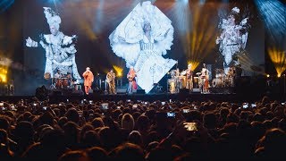 Video thumbnail of "Carnavália - Tribalistas Ao Vivo"