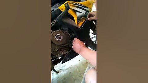 pulsar RS200 Bottom fairing removed for cleaning spark plug for Missing problem solution