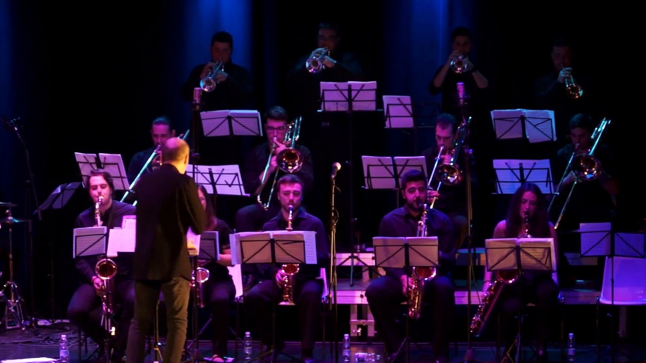 Gordon Goodwin Big Phat Band Hit The Ground Running Big Band CSMCLM 16/17 - Hit the ground running (Gordon Goodwin) - YouTube