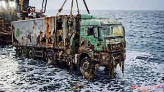 20 Years Underwater! Rusty MAN TGX Refrigerated Trailer Recovered from the Deep Sea