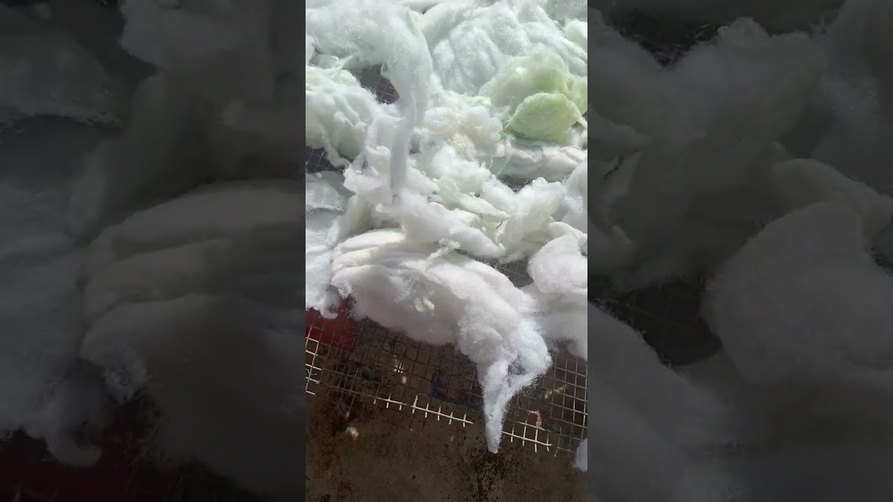 Material for making washable pillow. 