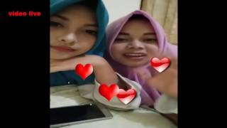 2 cewe jilbab benar2 menggemaskan live di fb | wanita berbagi video di facebook