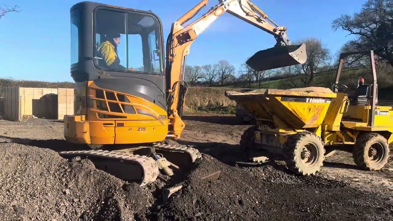 Digger for sale case CX27B