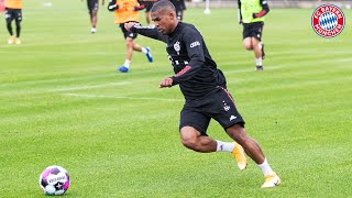 Great ball skills! Douglas Costa's First Training at FC Bayern