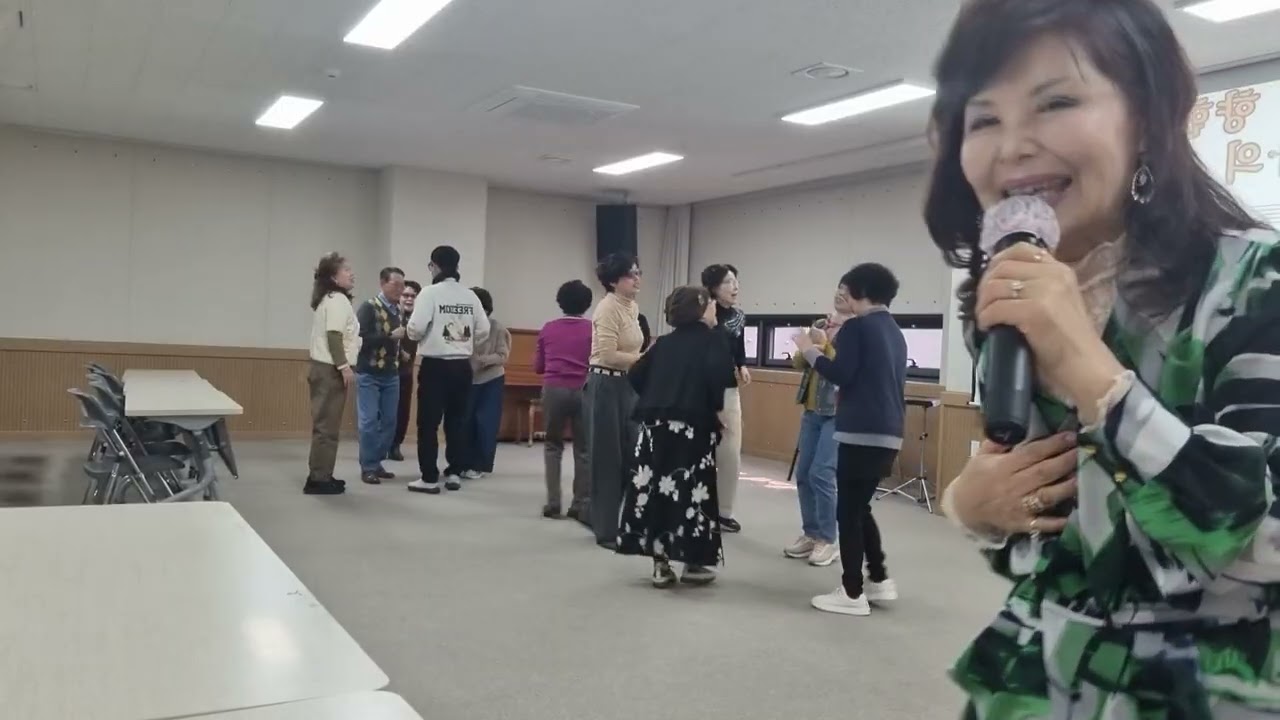 즐거운시간♡ 오늘도 건강을위하여#화곡6동#성수희노래교실 