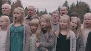 Video thumbnail of "Oulun eloisa kuoroesitys Välitä-laulu"