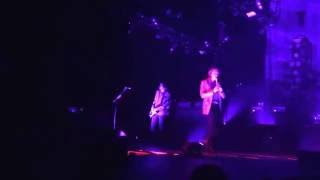 Cage the Elephant sings Too Late to Say Goodbye in Seattle WA