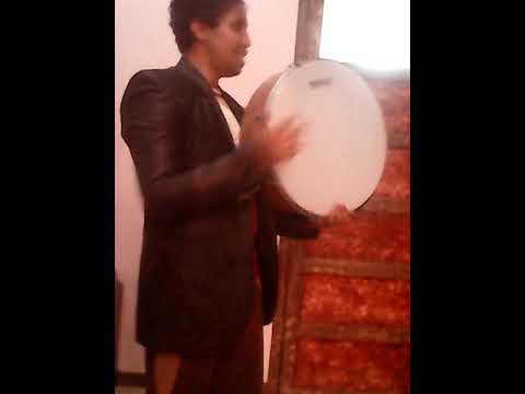 إيقاع الدف مع الفنان ويكا