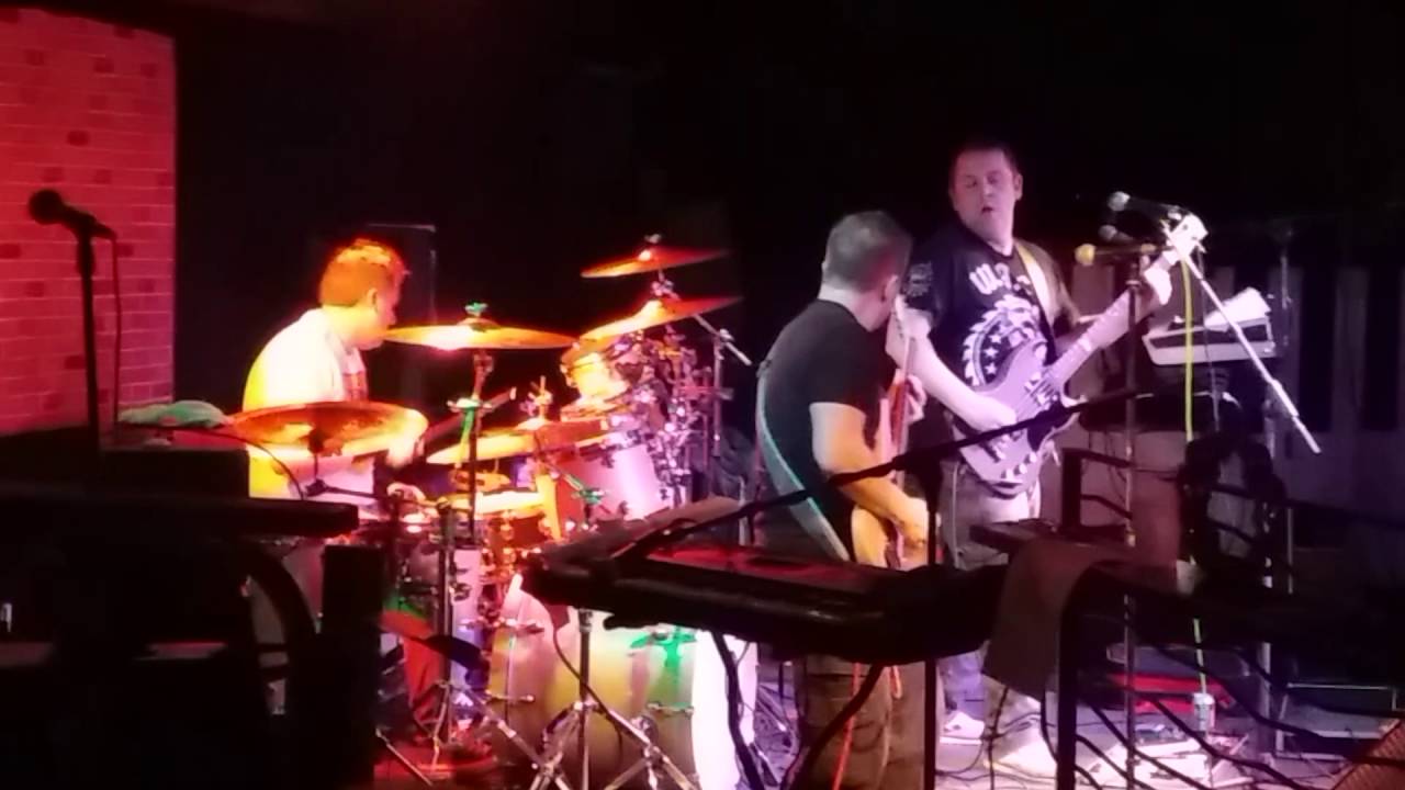 Kickstart my heart live YouTube