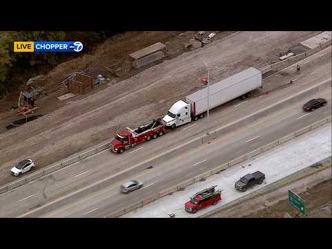 1 injured in multi-vehicle crash on I-80 at 1-55 near Joliet