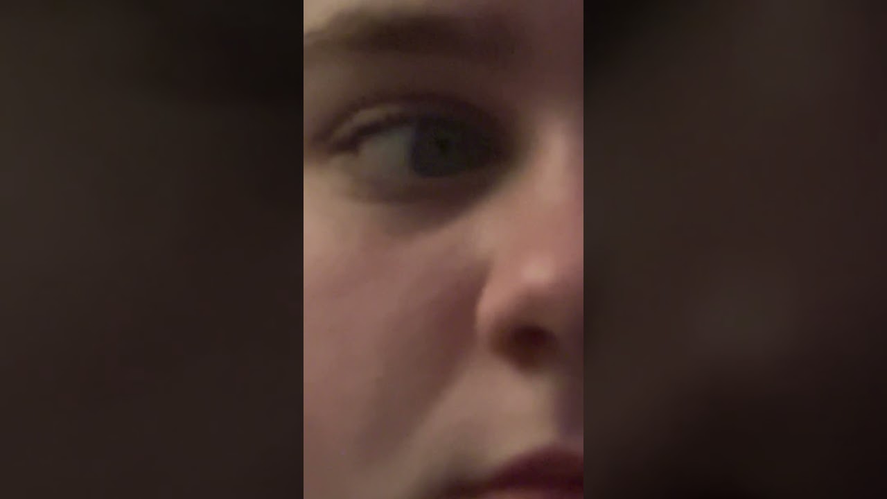 I just wanted to see if my eye could do it and it slightly did 