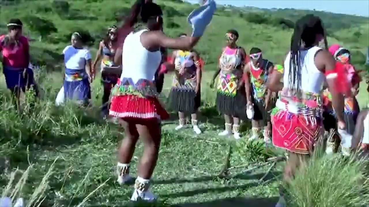 QWAYINDUKU - UMEMULO SONGS AND DANCE 13
