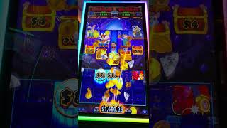 Got a handpay on this Mining Mayhem Diamond on a $5 bet! #slot #miningmayhem #handpay