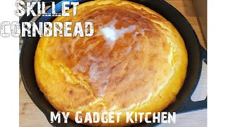 How to Make Homemade Skillet Cornbread Using the Breville Smart Oven Air / Skillet Cornbread (101)