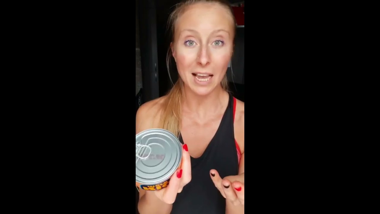 Nutritionist Eats. My COVID-19 food and supplement daily routine. - YouTube