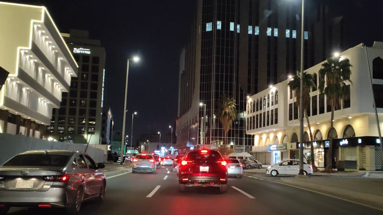 جولة في جدة شارع المدارس شارع حائل طريق الملك عبدالله طريق المدينة شارع التحلية جدة بارك مدينة جدة