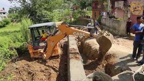 CASE Backhoe Loader Amazing Work on Mud - CASE Backhoe Loader Digging Canal - CASE Video