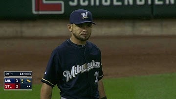 MIL@STL: Parra slides to make catch in left field