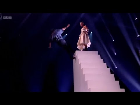 P!NK performs TRUSTFALL
