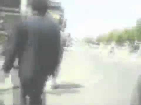 اطلاق نار بشكل مباشر علي المتظاهرين باليمن