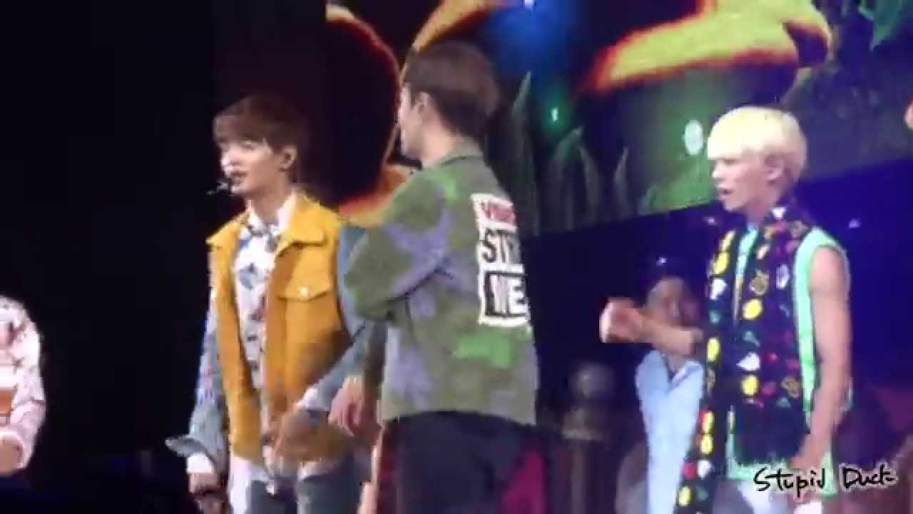 140511 SHINee World III Taipei - Kiss yo (MINHO kiss ONEW)