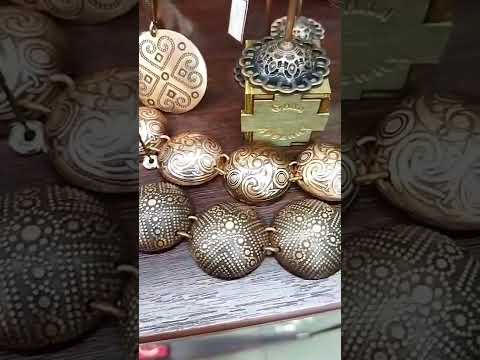 Браслеты, серьги, подвески