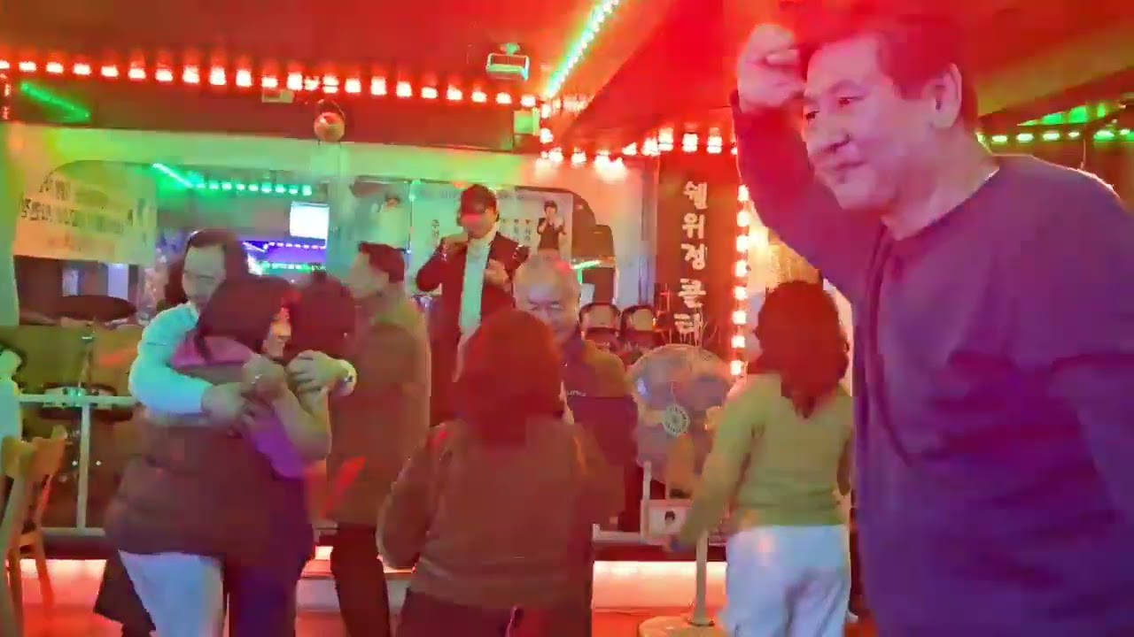 정성규가수님라이브정  송년쫑파티 (영수증을허줄거야)