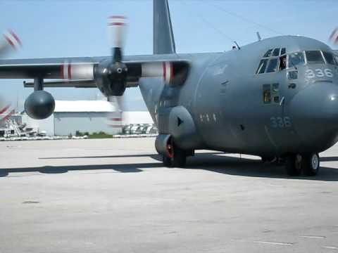 CC-130 Herc stopping by YHM from CFB Trenton