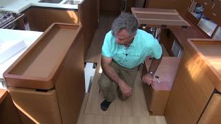 Jeanneau 440 Interior Review with Scott Rocknak