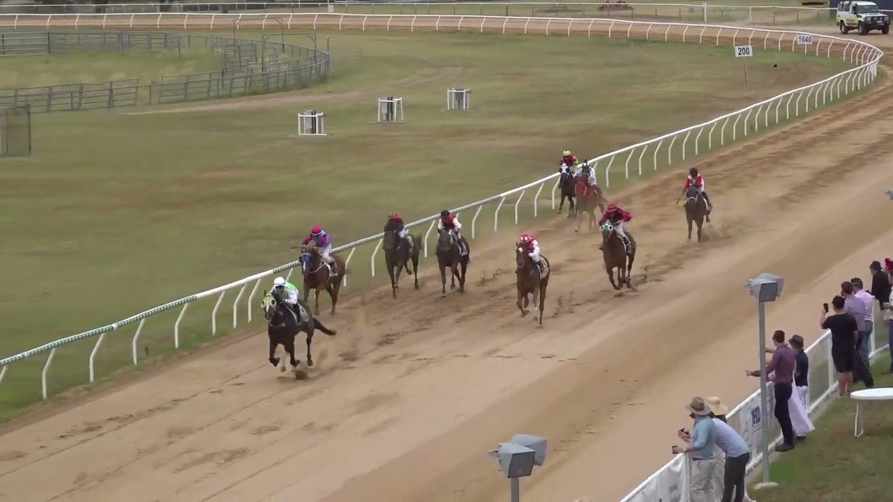 Roma Race 1 - 26th March, 2022 - YouTube
